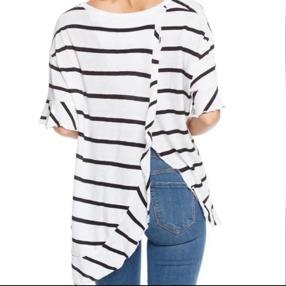 Revolve Chaser Striped Ruffle Split Back Short Sleeve White Medium